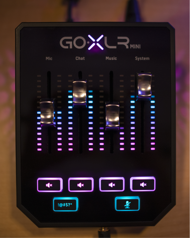 Звуковая карта go xlr. ?TC Helicon GOXLR Mini. TC Helicon go XLR Mini. Микшер - GOXLR. GOXLR Mixer Mini.